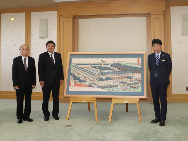 献上品の絵画織錦絵(画像提供 群馬県)