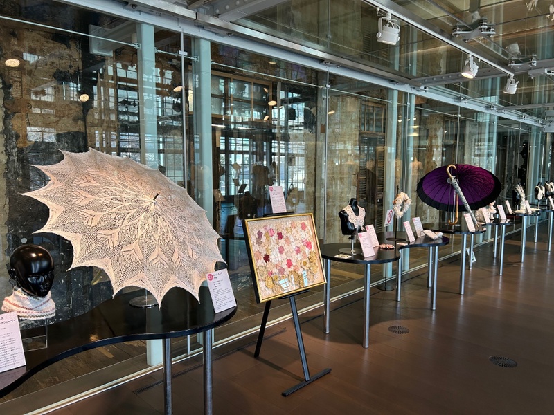 手編みニット展 会場風景1