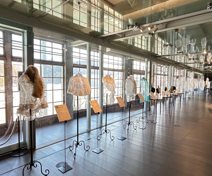 手編みニット展 会場風景2
