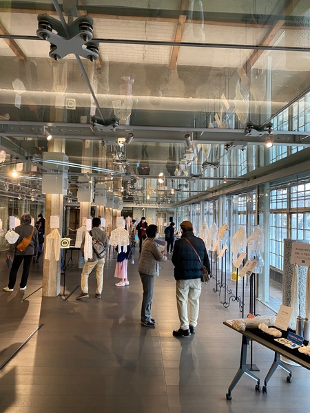 手編みニット展 会場風景1